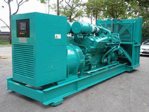 泸水如何选择适合 100KW 发电机的电缆长度？